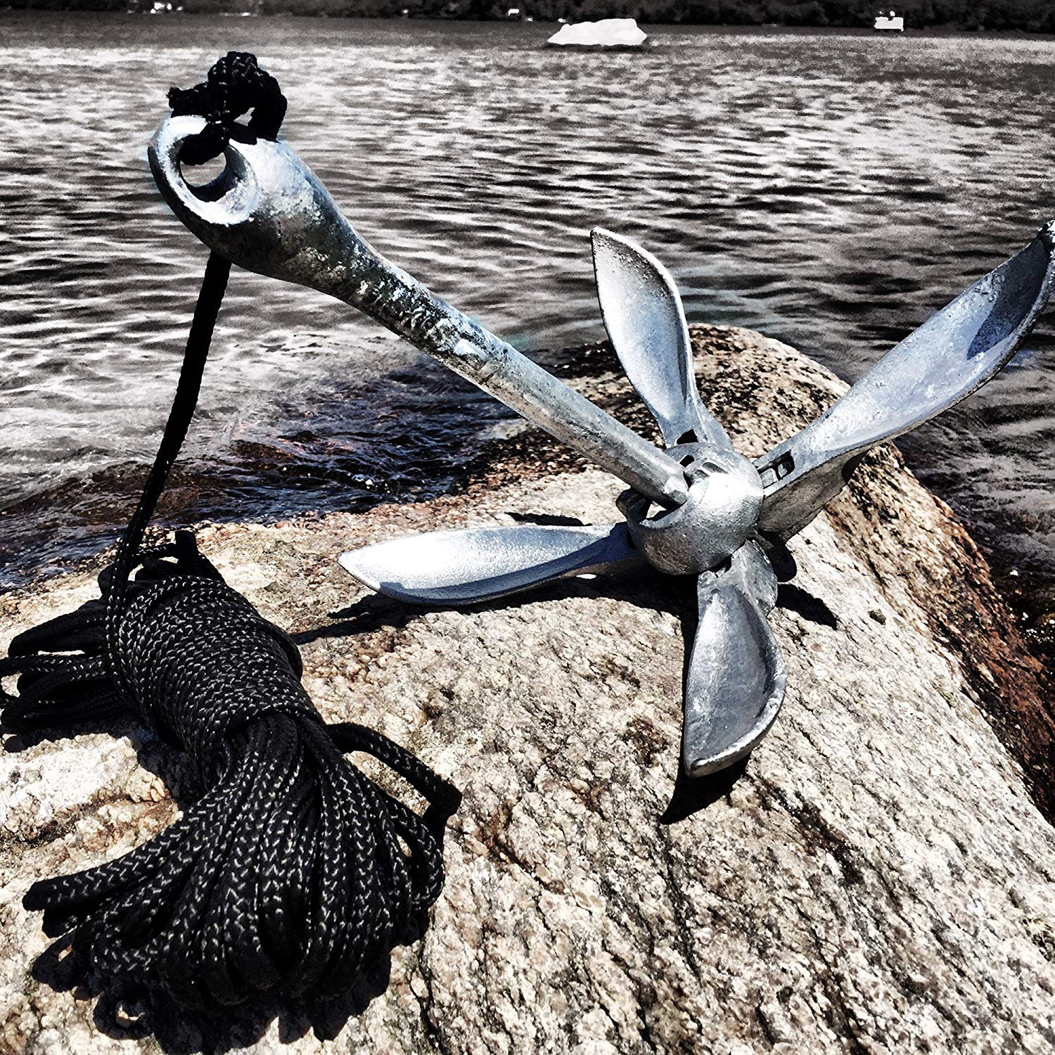 Paddle board Accessories absolute must haves 2024