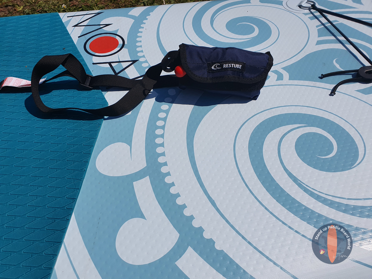 The 4 Best Stand Up Paddle PFD's To Stay Safe On The Water