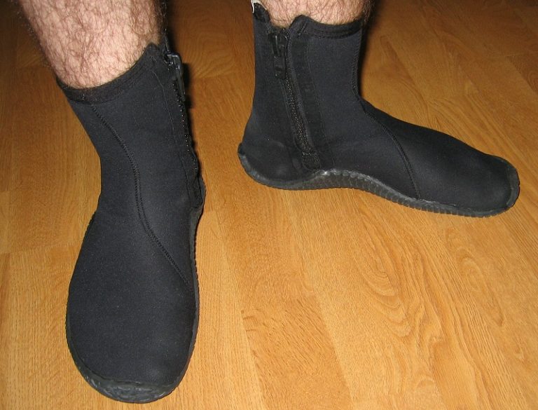 👢 The 5 Best Neoprene Boots Keep Your Feet Warm